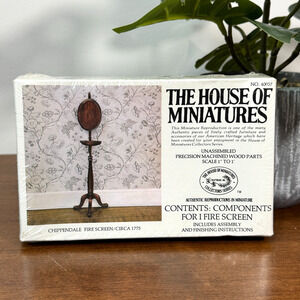 The House of Miniatures Dollhouse Furniture Unassembled Kit Chippendale Screen